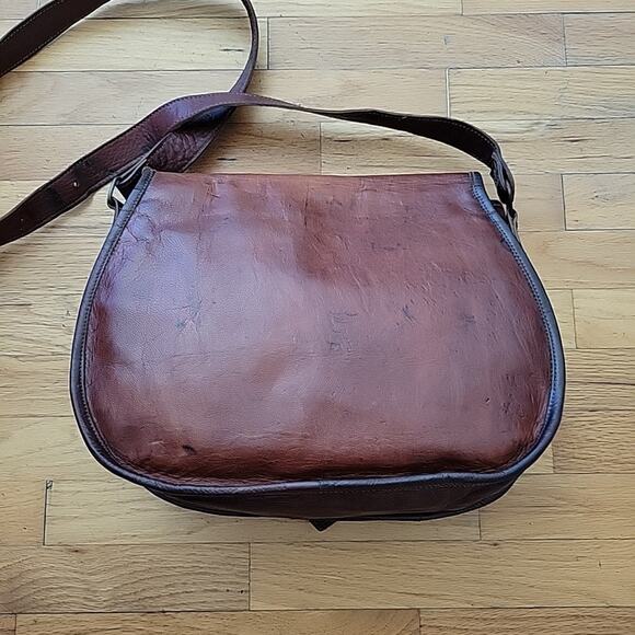 Vintage Distressed Brown Genuine Leather Crossbody Saddlebag Boho Hippie Western - Picture 3 of 11